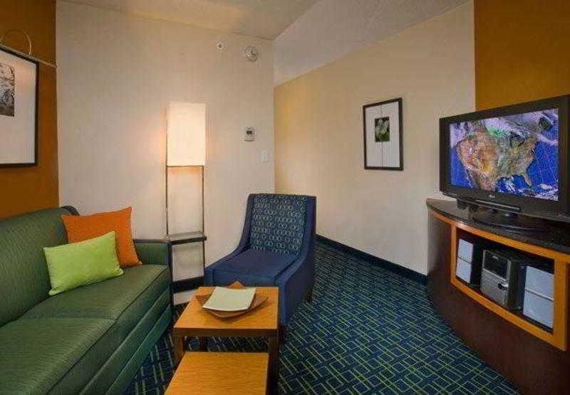 Fairfield Inn And Suites New Buffalo Værelse billede